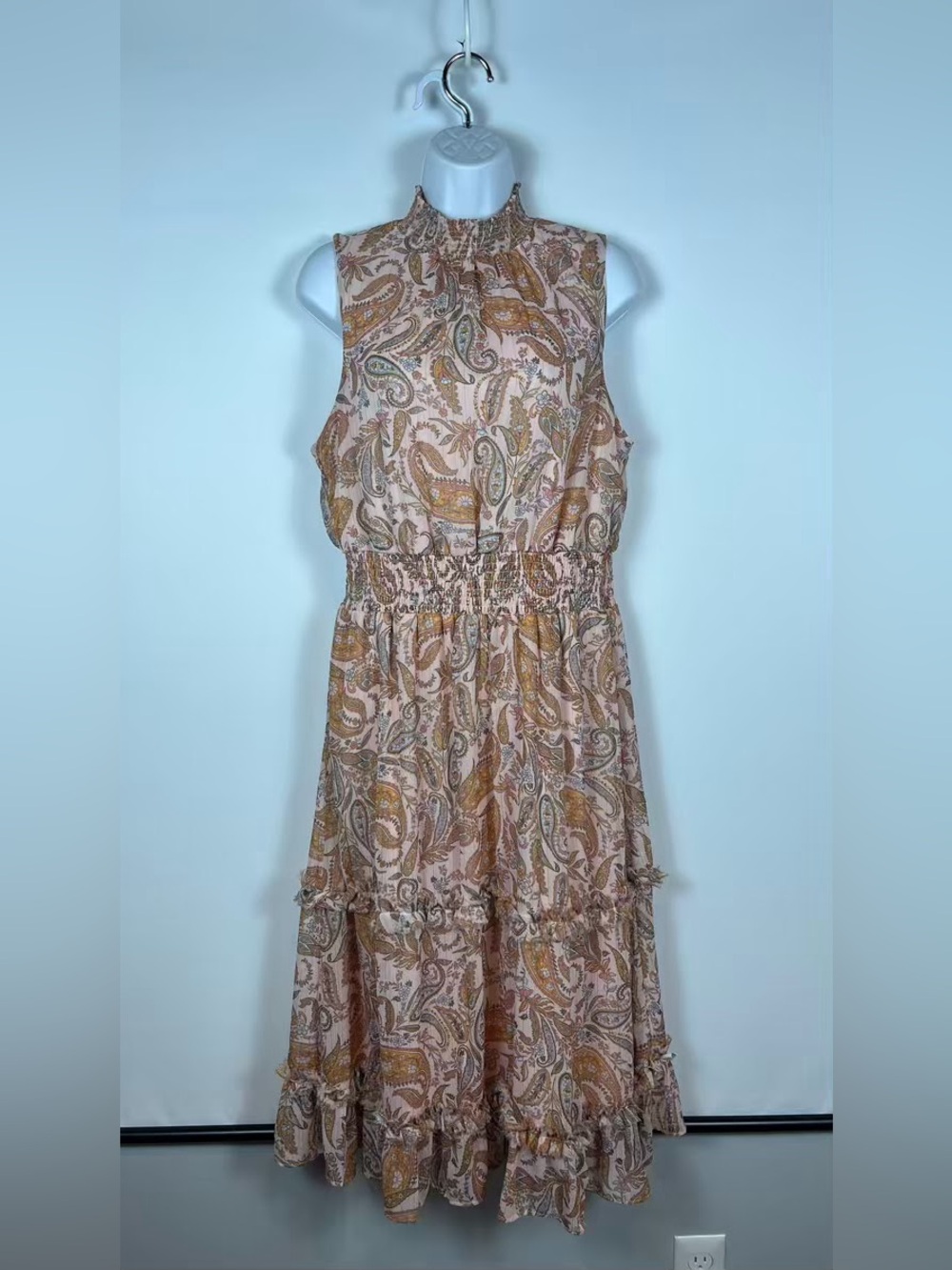 1.STATE Sleeveless Smocked Chiffon Paisley Midi Dress Size Large NWT